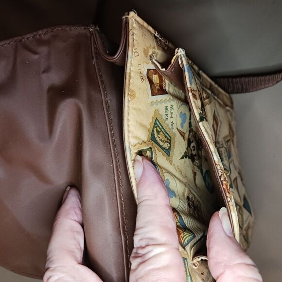 Vintage Disney Small Crossbody Purse Handbag NWOT Disney World - Picture 8 of 10